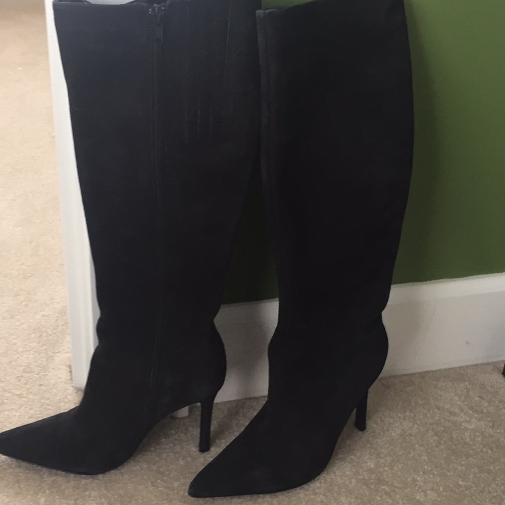 Colin Stuart black suede boots